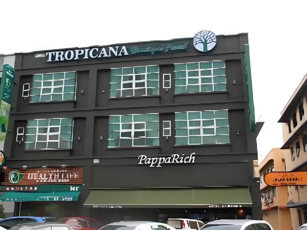 Tropicana Boutique Hotel Muar Exterior foto